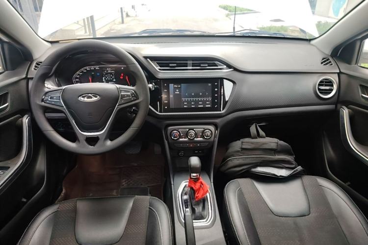Used Chery Tiggo 3X 2020 Quality Edition 1.5L CVT Luxury Version Center Console