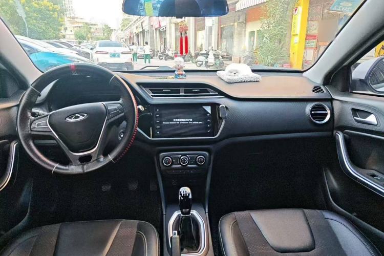Used Chery Tiggo 3X 2020 Quality Edition 1.5L Manual Luxury Version Center Console