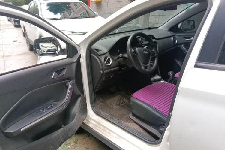 Used Chery Tiggo 3X 2020 Quality Edition 1.5L CVT Luxury Version Driver Seat