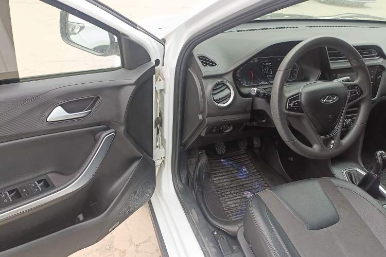 Used Chery Tiggo 3X 2020 Quality Edition 1.5L Manual Luxury Version Driver Seat