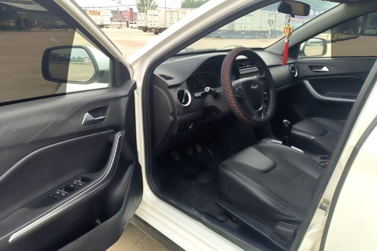 Used Chery Tiggo 3X 2020 Quality Edition 1.5L Manual Luxury Version Driver Seat