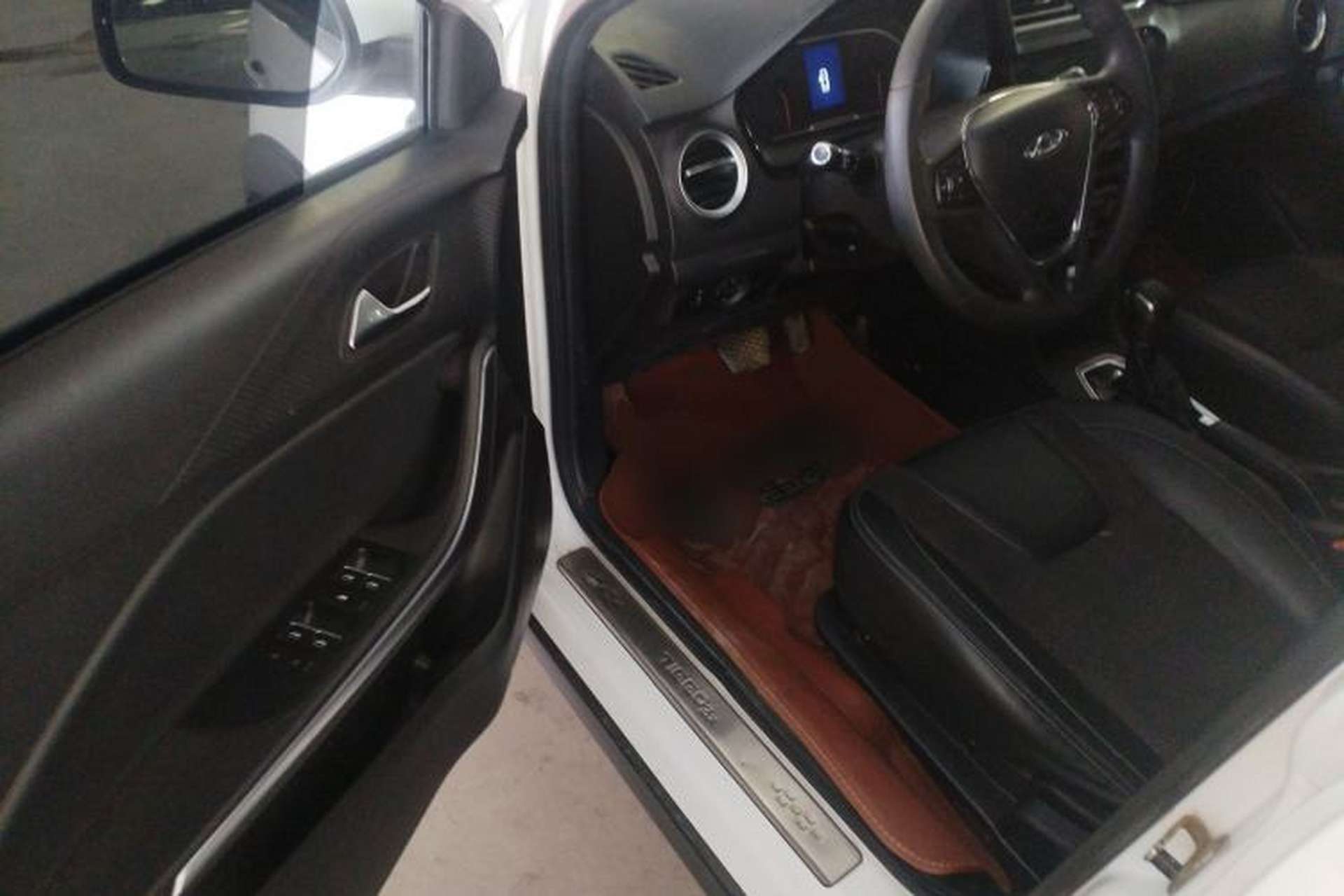 Used Chery Tiggo 3X 2020 Quality Edition 1.5L CVT Luxury Version Driver Seat