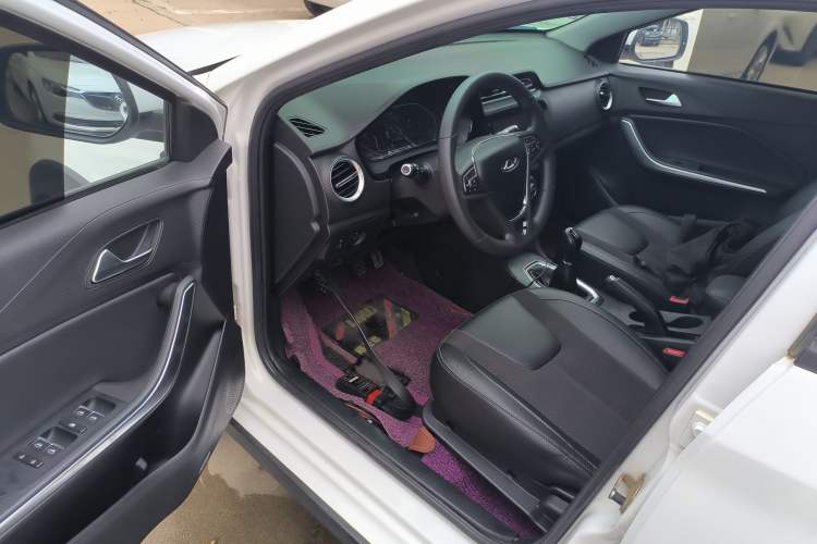 Used Chery Tiggo 3X 2020 Quality Edition 1.5L Manual Luxury Version Driver Seat