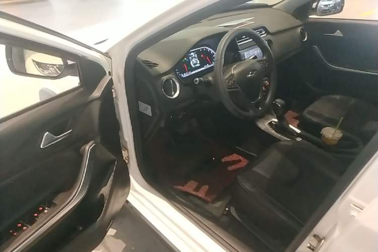 Used Chery Tiggo 3X 2020 Quality Edition 1.5L CVT Luxury Version Driver Seat