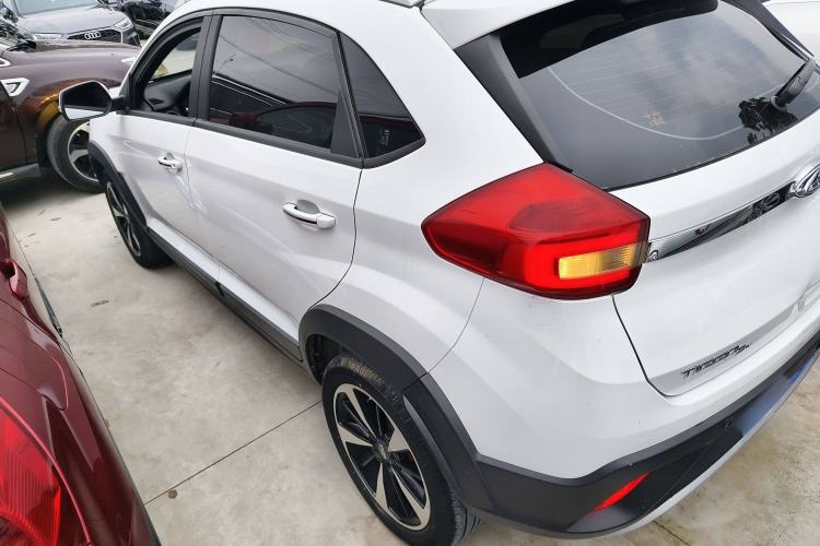 Used Chery Tiggo 3X 2020 Quality Edition 1.5L Manual Deluxe Version Exterior 3