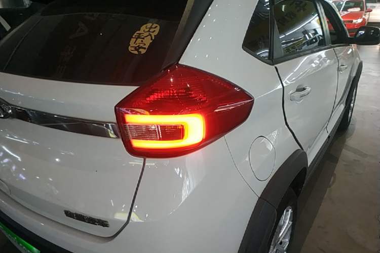 Used Chery Tiggo 3X 2020 Quality Edition 1.5L CVT Luxury Version Exterior 3
