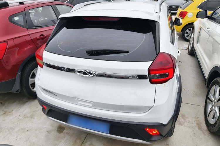 Used Chery Tiggo 3X 2020 Quality Edition 1.5L Manual Deluxe Version Exterior 4