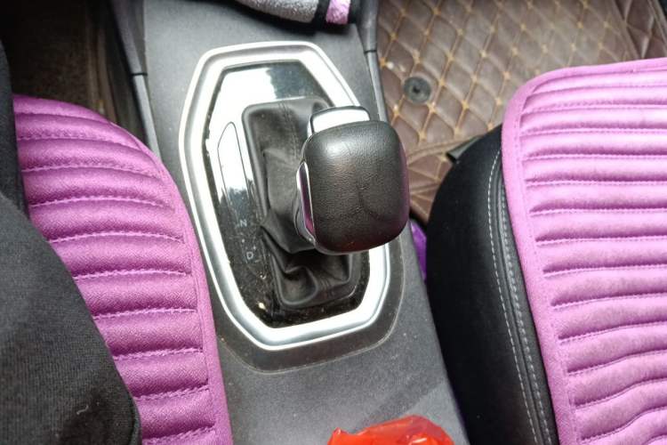 Used Chery Tiggo 3X 2020 Quality Edition 1.5L CVT Luxury Version Gear Lever