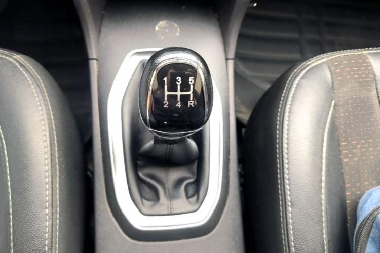 Used Chery Tiggo 3X 2020 Quality Edition 1.5L Manual Luxury Version Gear Lever