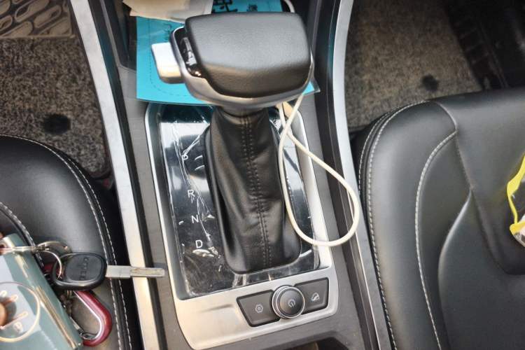 Used Chery Tiggo 3X 2020 Quality Edition 1.5L CVT Luxury Version Gear Lever