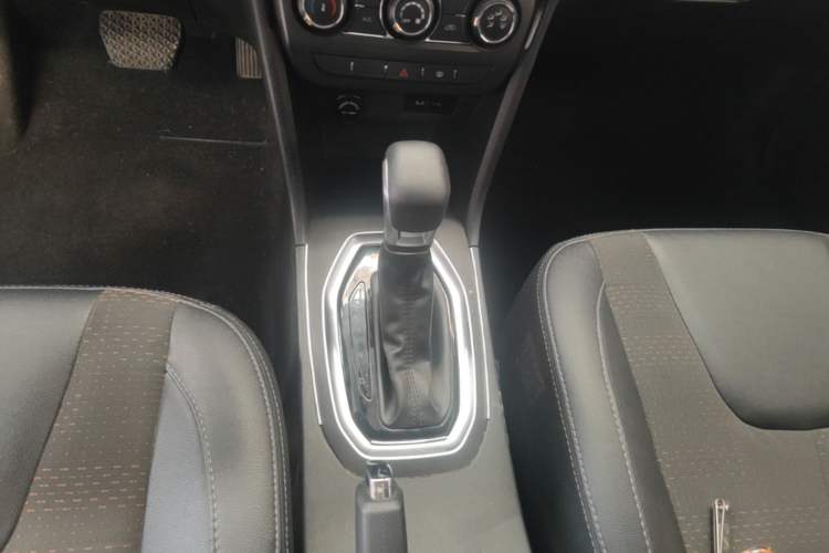 Used Chery Tiggo 3X 2020 Quality Edition 1.5L CVT Luxury Version Gear Lever