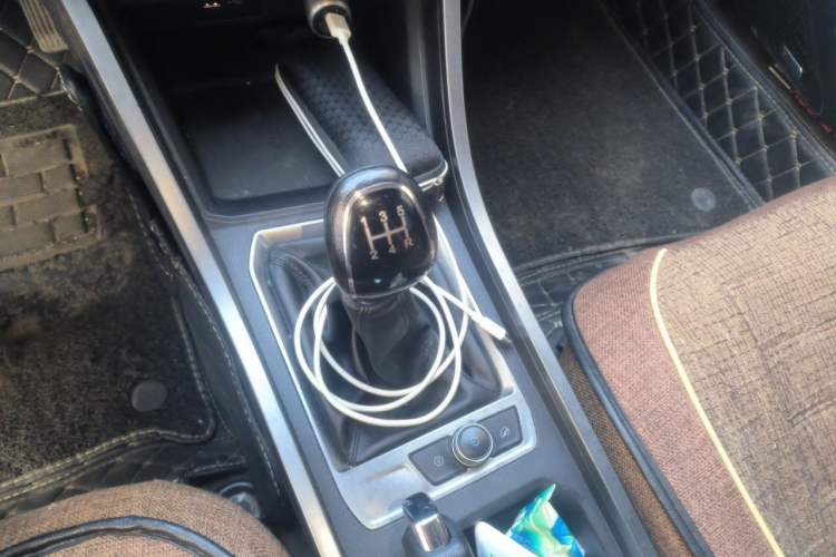 Used Chery Tiggo 3X 2020 Quality Edition 1.5L Manual Luxury Version Gear Lever