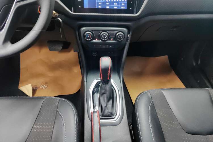 Used Chery Tiggo 3X 2020 Quality Edition 1.5L CVT Luxury Version Gear Lever