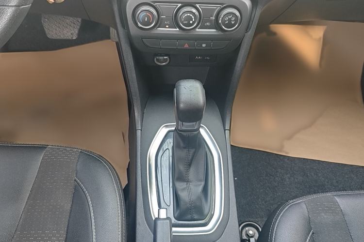 Used Chery Tiggo 3X 2020 Quality Edition 1.5L CVT Luxury Version Gear Lever