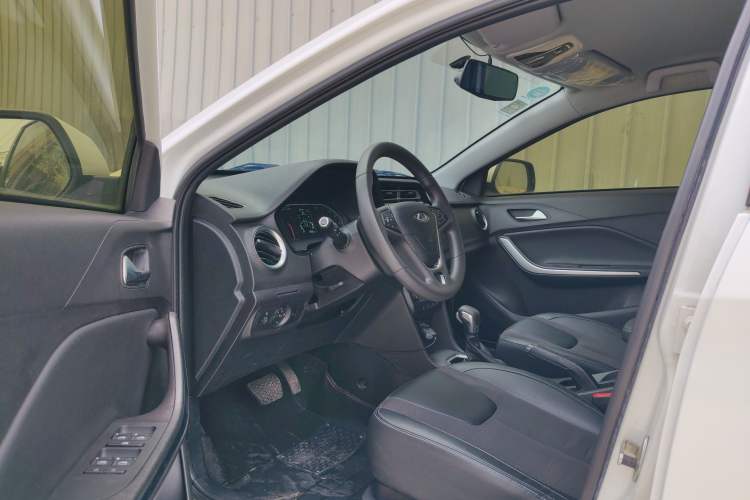 Used Chery Tiggo 3X 2020 Quality Edition 1.5L CVT Luxury Version Interior 1