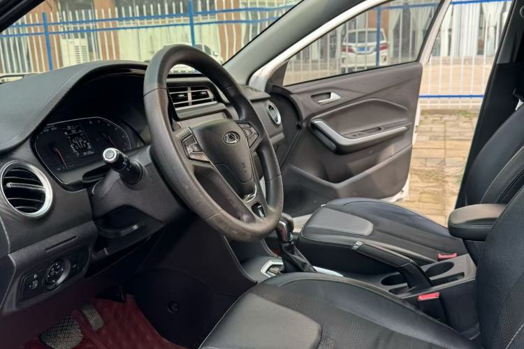 Used Chery Tiggo 3X 2020 Quality Edition 1.5L CVT Luxury Version Interior 2