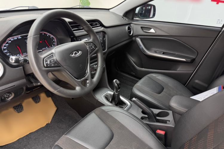 Used Chery Tiggo 3X 2020 Quality Edition 1.5L CVT Deluxe Version Interior 2
