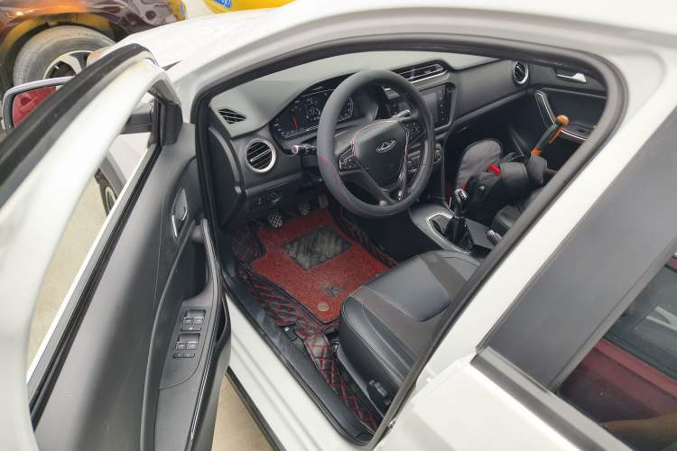 Used Chery Tiggo 3X 2020 Quality Edition 1.5L Manual Deluxe Version Interior 3