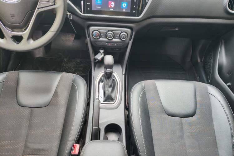 Used Chery Tiggo 3X 2020 Quality Edition 1.5L CVT Luxury Version Interior 5