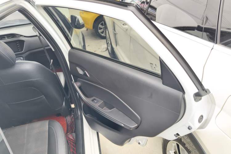 Used Chery Tiggo 3X 2020 Quality Edition 1.5L Manual Deluxe Version Interior 6