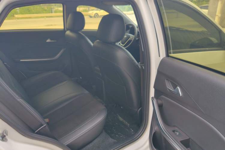 Used Chery Tiggo 3X 2020 Quality Edition 1.5L CVT Luxury Version Interior 7