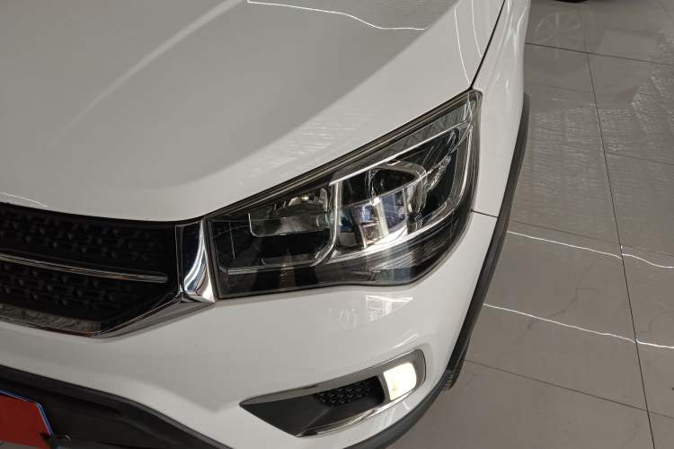 Used Chery Tiggo 3X 2020 Quality Edition 1.5L CVT Luxury Version Left Front Headlight