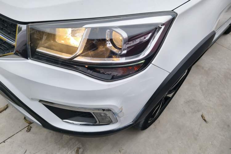 Used Chery Tiggo 3X 2020 Quality Edition 1.5L Manual Deluxe Version Left Front Headlight