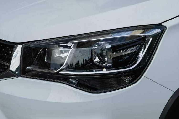 Used Chery Tiggo 3X 2020 Quality Edition 1.5L CVT Luxury Version Left Front Headlight