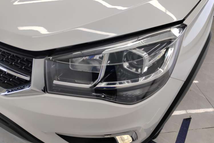 Used Chery Tiggo 3X 2020 Quality Edition 1.5L CVT Luxury Version Left Front Headlight