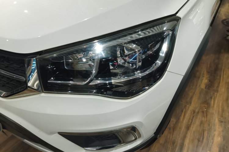Used Chery Tiggo 3X 2020 Quality Edition 1.5L CVT Luxury Version Left Front Headlight
