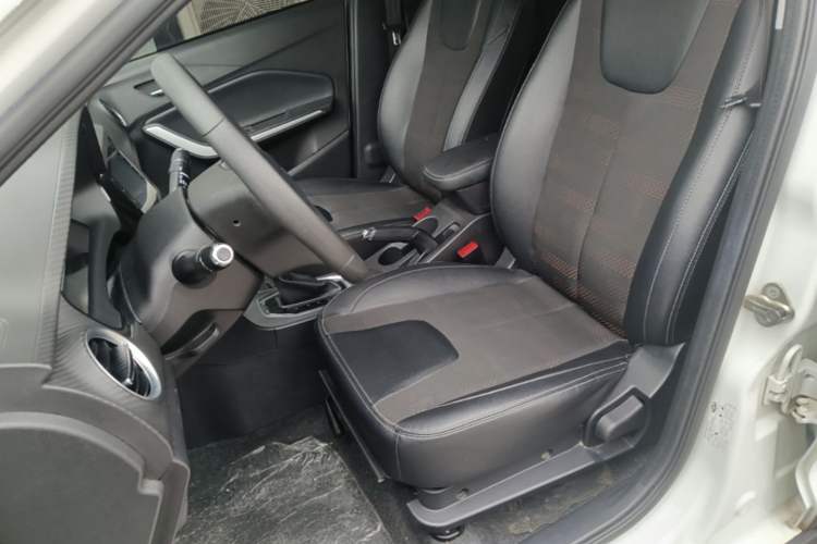 Used Chery Tiggo 3X 2020 Quality Edition 1.5L CVT Luxury Version Left Front Seat
