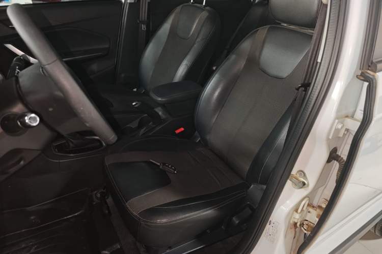 Used Chery Tiggo 3X 2020 Quality Edition 1.5L CVT Luxury Version Left Front Seat