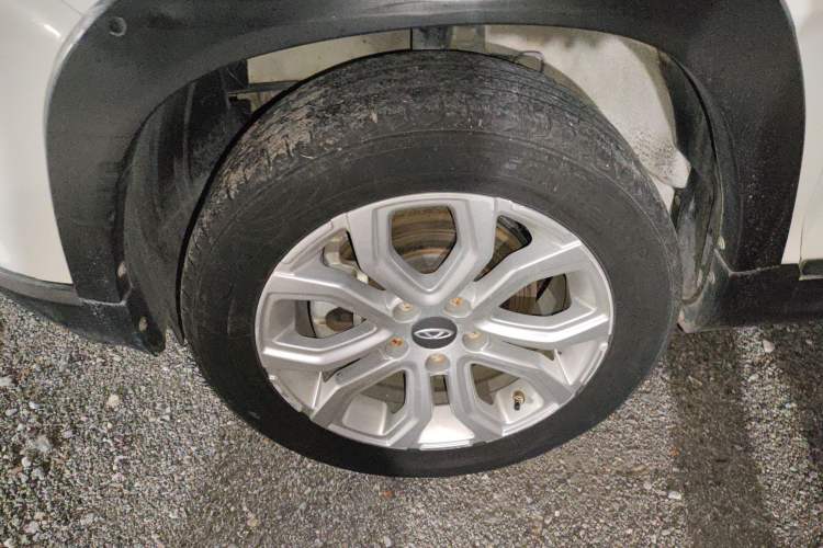 Used Chery Tiggo 3X 2020 Quality Edition 1.5L Manual Luxury Version Left Front Wheel Hub