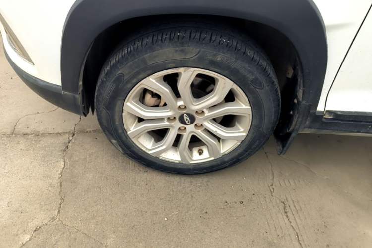 Used Chery Tiggo 3X 2020 Quality Edition 1.5L Manual Luxury Version Left Front Wheel Hub