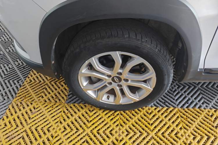 Used Chery Tiggo 3X 2020 Quality Edition 1.5L CVT Luxury Version Left Front Wheel Hub