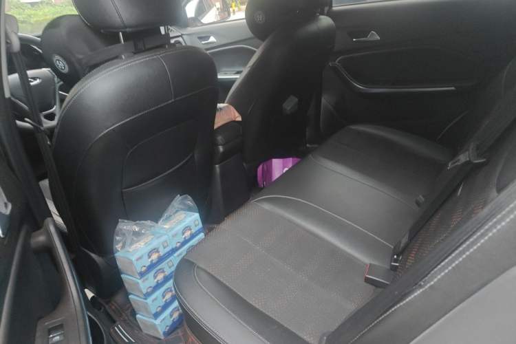 Used Chery Tiggo 3X 2020 Quality Edition 1.5L CVT Luxury Version Left Rear Seat