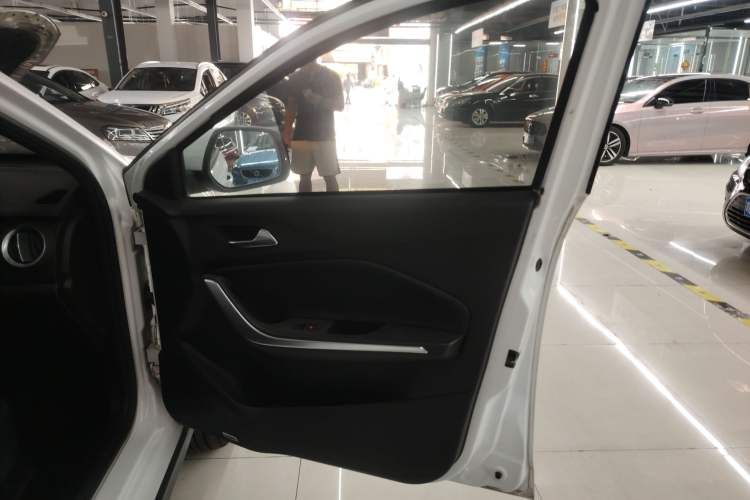 Used Chery Tiggo 3X 2020 Quality Edition 1.5L CVT Luxury Version Right Front Door Interior