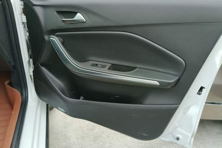 Used Chery Tiggo 3X 2020 Quality Edition 1.5L Manual Luxury Version Right Front Door Interior