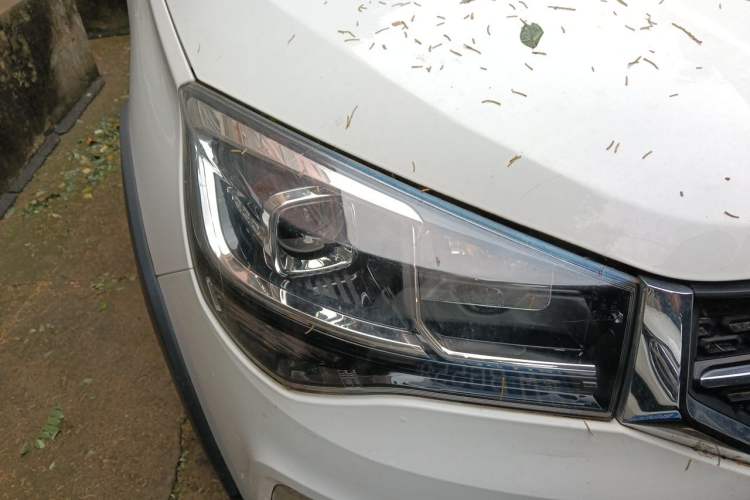 Used Chery Tiggo 3X 2020 Quality Edition 1.5L CVT Luxury Version Right Front Headlight