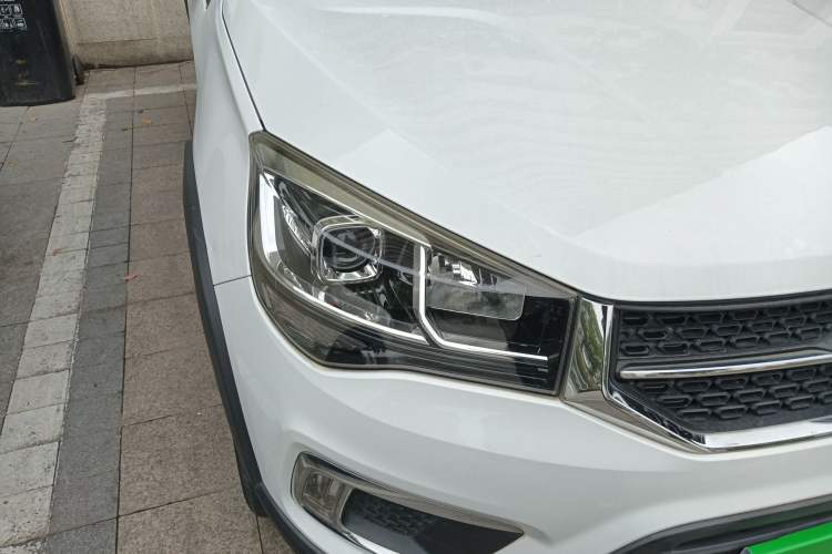 Used Chery Tiggo 3X 2020 Quality Edition 1.5L CVT Luxury Version Right Front Headlight