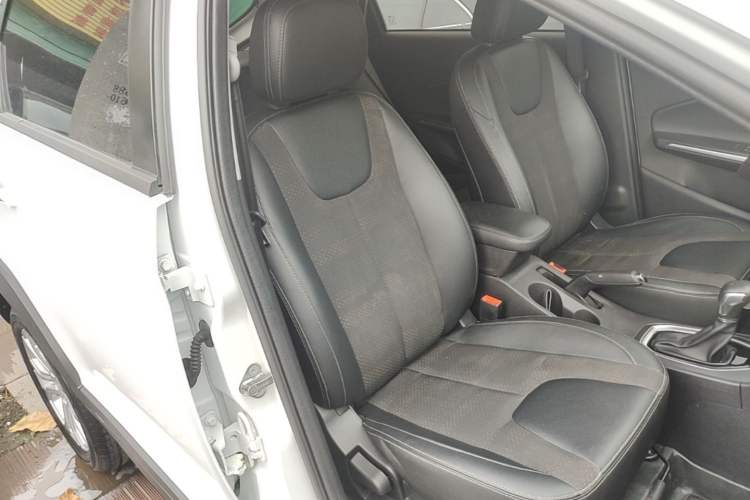 Used Chery Tiggo 3X 2020 Quality Edition 1.5L CVT Luxury Version Right Front Seat