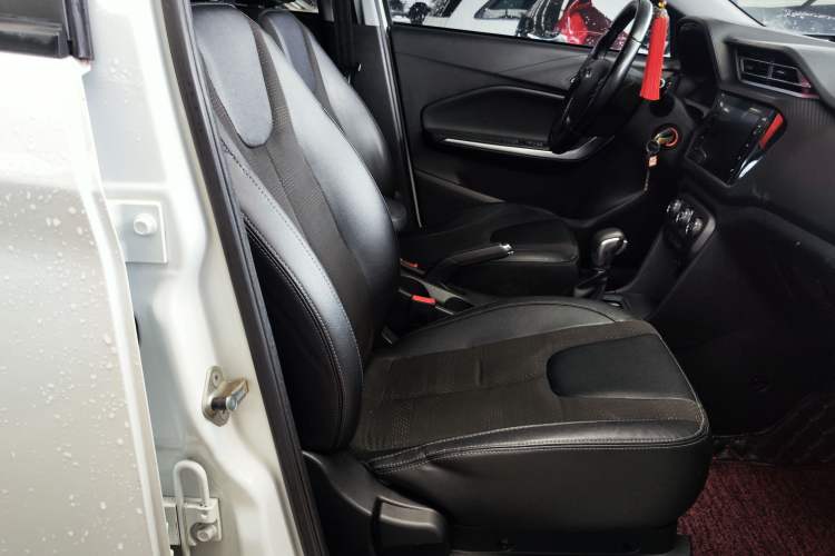 Used Chery Tiggo 3X 2020 Quality Edition 1.5L CVT Deluxe Version Right Front Seat