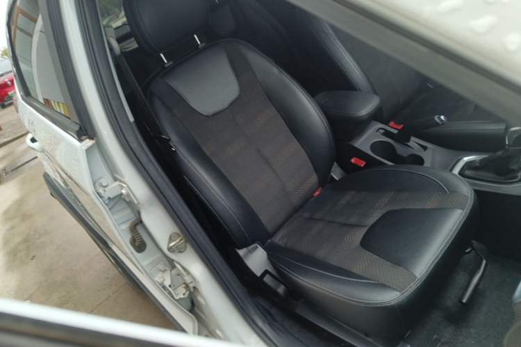 Used Chery Tiggo 3X 2020 Quality Edition 1.5L CVT Luxury Version Right Front Seat