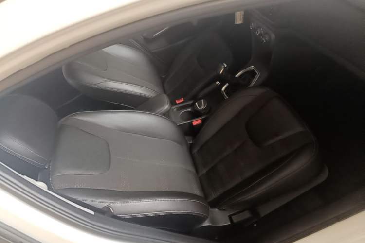 Used Chery Tiggo 3X 2020 Quality Edition 1.5L CVT Luxury Version Right Front Seat