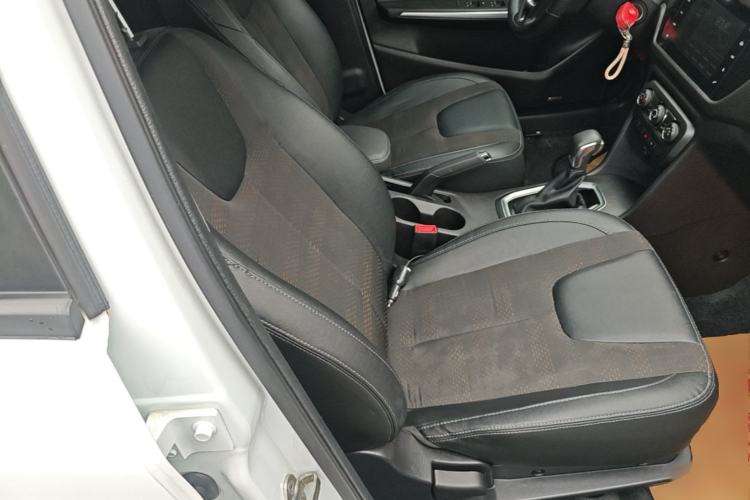 Used Chery Tiggo 3X 2020 Quality Edition 1.5L CVT Deluxe Version Right Front Seat
