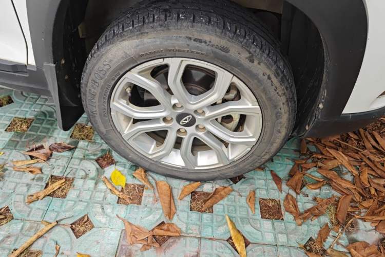 Used Chery Tiggo 3X 2020 Quality Edition 1.5L CVT Luxury Version Right Front Wheel Hub