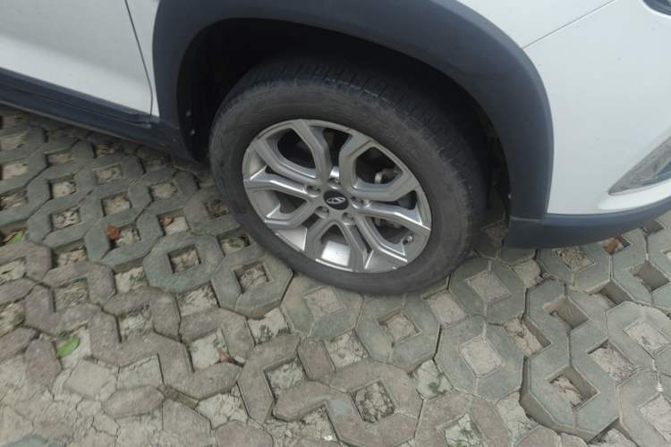 Used Chery Tiggo 3X 2020 Quality Edition 1.5L CVT Luxury Version Right Front Wheel Hub