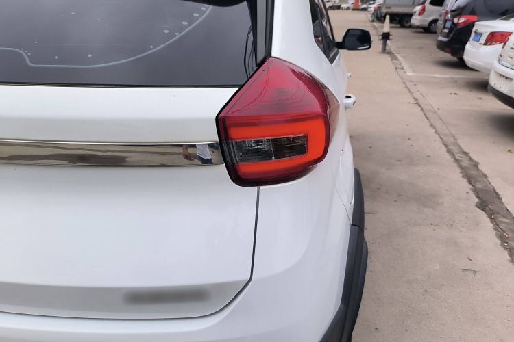 Used Chery Tiggo 3X 2020 Quality Edition 1.5L Manual Luxury Version Right Rear Taillight