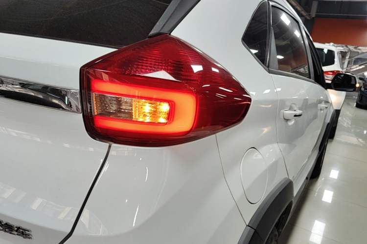 Used Chery Tiggo 3X 2020 Quality Edition 1.5L CVT Luxury Version Right Rear Taillight