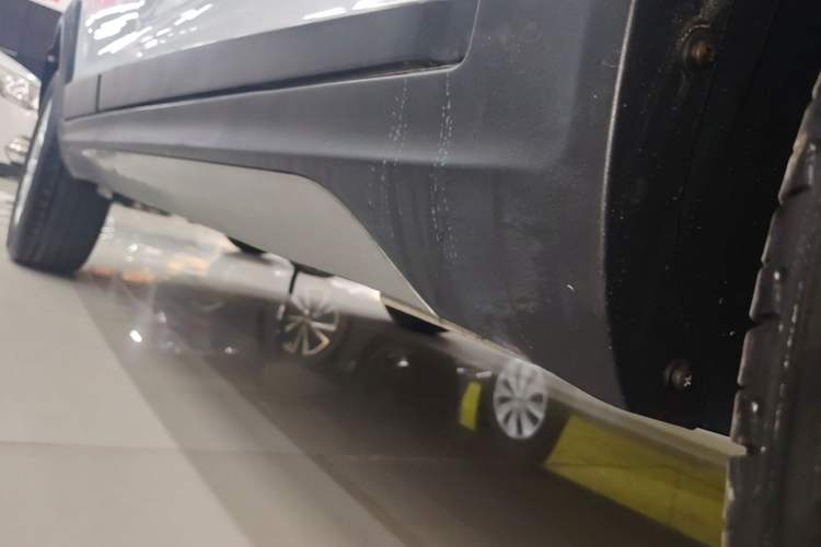 Used Chery Tiggo 3X 2020 Quality Edition 1.5L CVT Luxury Version Right Side Sill